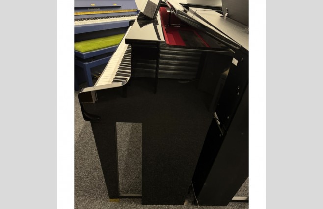 Casio GP500 Digital Piano | Polished Ebony Finish | UK Delivery In Days | Warranty | P/X | Finance Options | Includes Stool, Headphones | Used | Serial Number 938BDC564002512 - Image 6